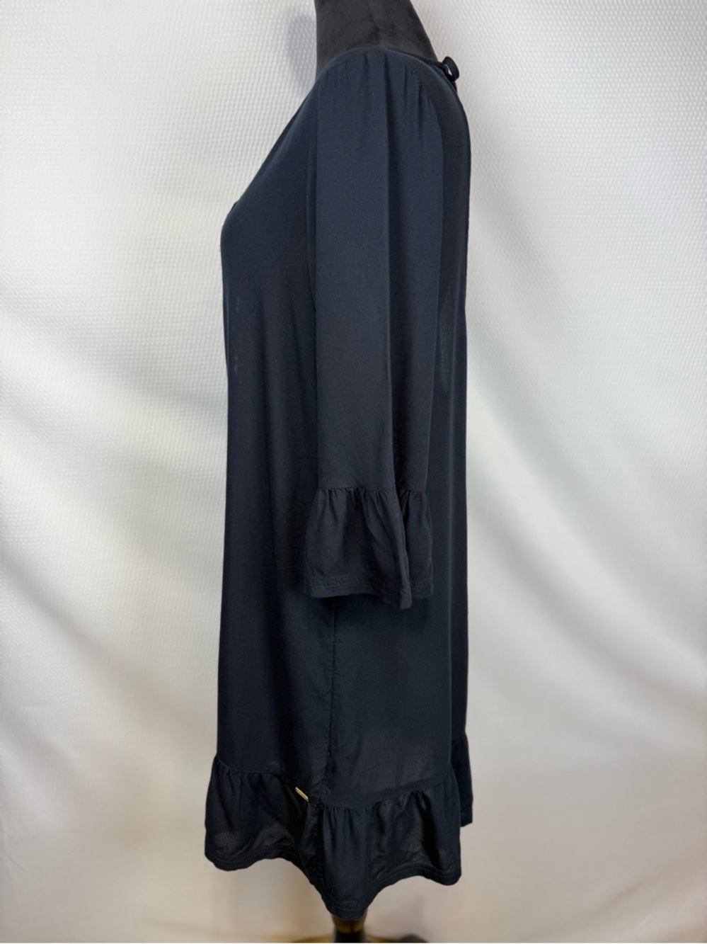 Roxy Gold Soul Coverup Sz Medium Black Crocheted Lace front Open Back w/tie - Picture 2 of 12